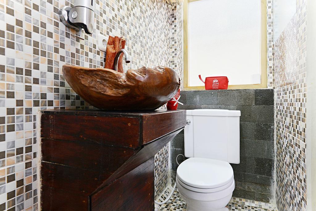 Hotel Zen Cibogo Pasteur Bandung